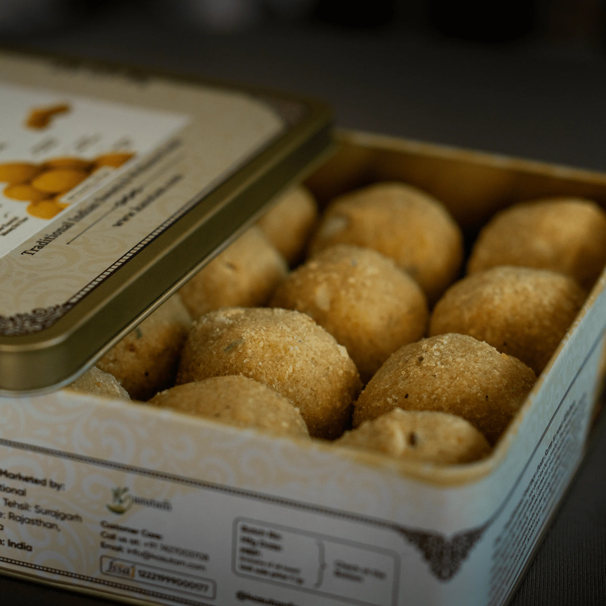 Moong Laddu 800 Gram Tin Box-12 Pcs